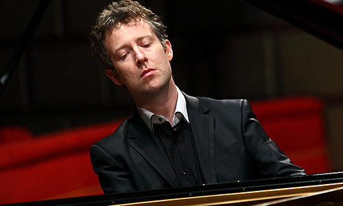Sam Haywood, piano